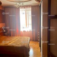 Продаж квартири Харків, Наукова, 104м²