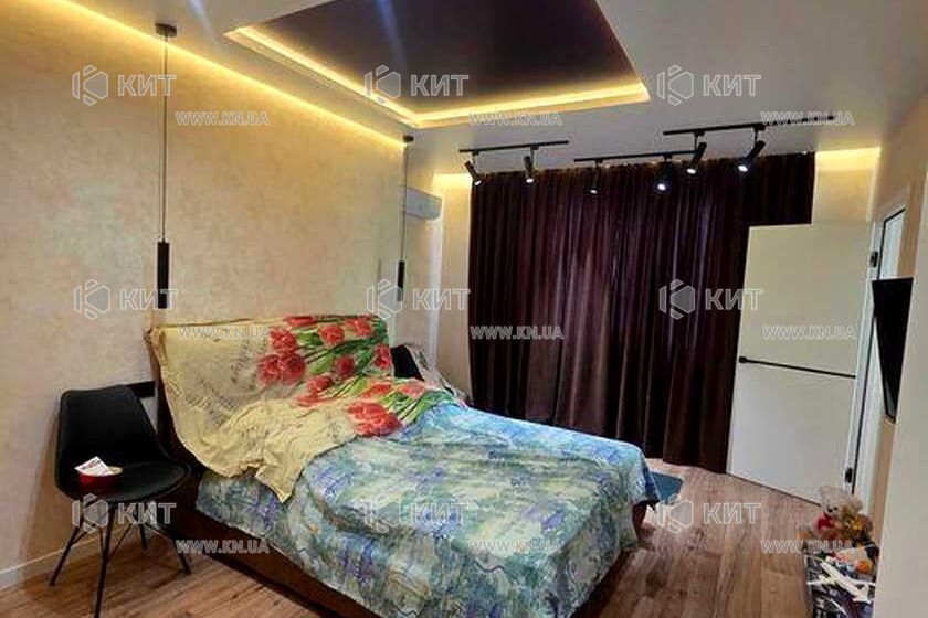Продаж квартири Харків, Олексіївка, 80м²