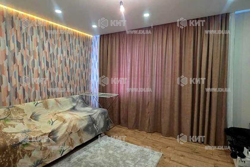 Продаж квартири Харків, Олексіївка, 80м²