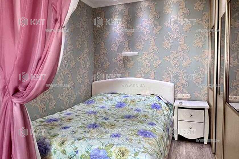 Продаж квартири Харків, ХТЗ, Рогань, 49м²