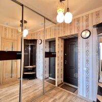 Продаж квартири Харків, ХТЗ, Рогань, 49м²