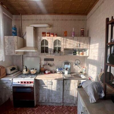 Продажа 	 Харьков,  Георгия Тарасенко (Плехановская) ул.   73