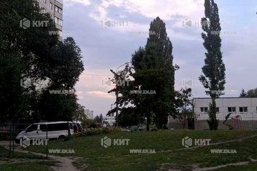 Продажа квартиры Харьков, ХТЗ, Рогань, 35м²