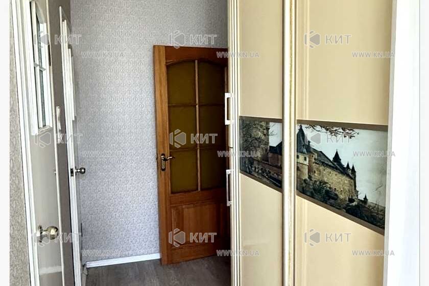 Продаж квартири Харків, ХТЗ, Рогань, 52м²
