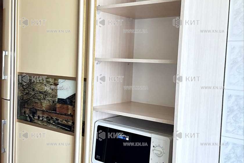 Продаж квартири Харків, ХТЗ, Рогань, 52м²