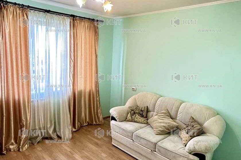 Продаж квартири Харків, ХТЗ, Рогань, 52м²