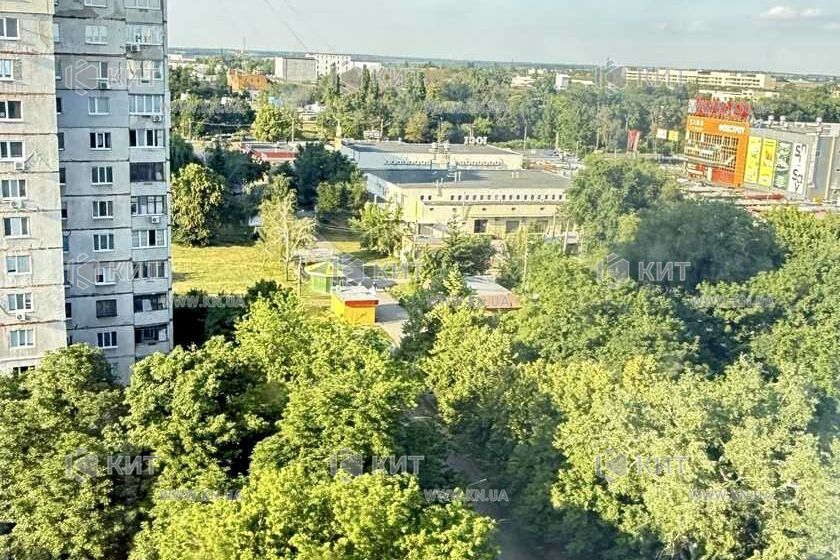 Продаж квартири Харків, ХТЗ, Рогань, 52м²