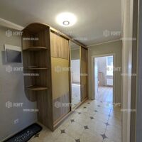 Продаж квартири Харків, ХТЗ, Рогань, 54м²