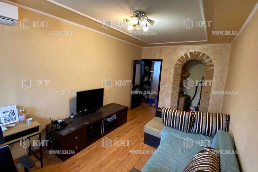 Продаж квартири Харків, Олексіївка, 38м²
