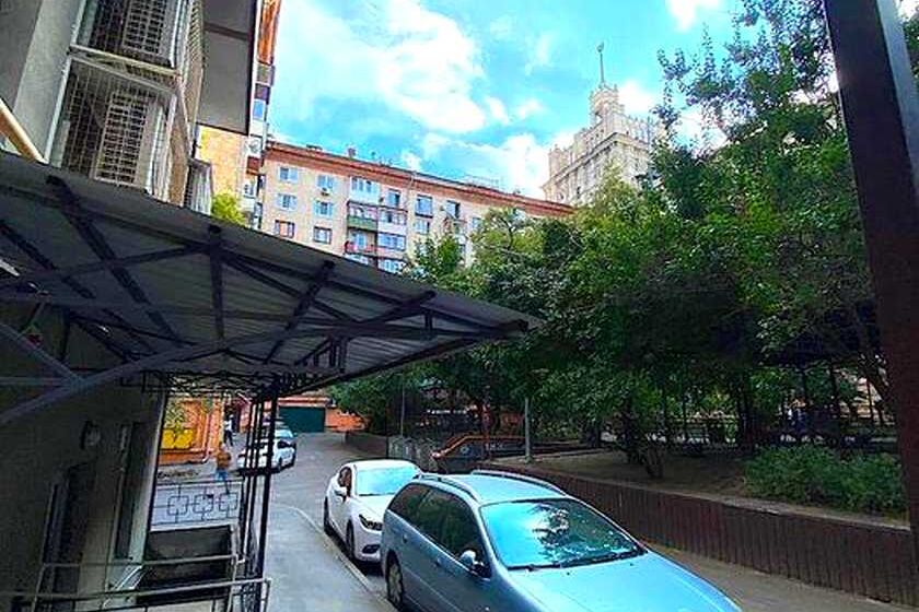 Продаж квартири Харків, Центр, 160.8м²