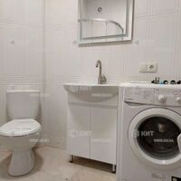 Продаж квартири Харків, ХТЗ, Рогань, 40.6м²