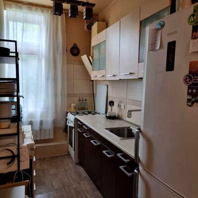 Продажа 	 Харків,  Киргизька вул.   6