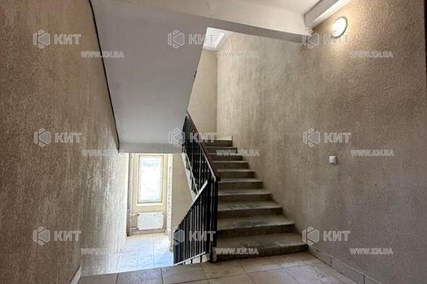 Продаж квартири Харків, ХТЗ, Рогань, 42.5м²
