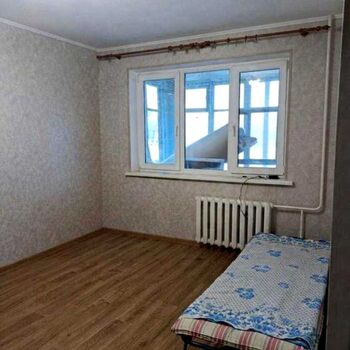 Продаж квартир - Харків,  Богдана Хмельницького бульв.  10
