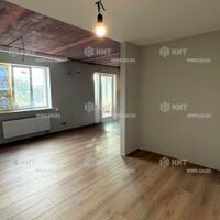 Продаж квартири Харків, ХТЗ, Рогань, 48м²