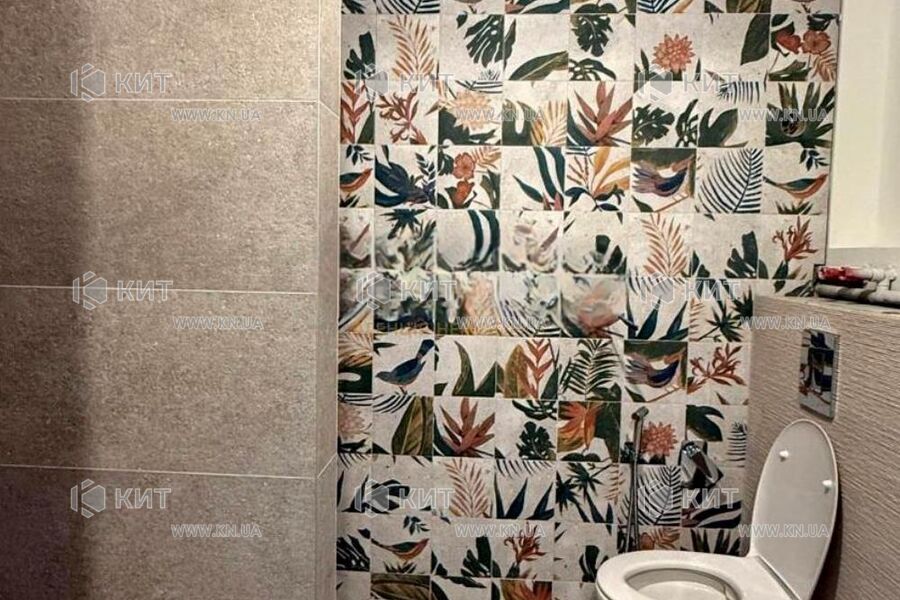 Продаж квартири Харків, ХТЗ, Рогань, 48м²