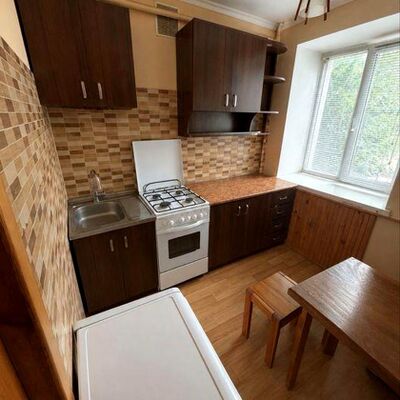 Продажа 	 Харків,  Льва Ландау (50-річчя СРСР) пр.   20