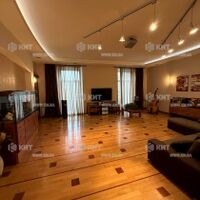 Продаж квартири Харків, Центр, 250м²