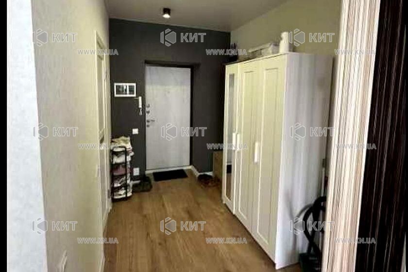 Продаж квартири Харків, ХТЗ, Рогань, 39м²