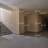 Продаж квартири Харків, ХТЗ, Рогань, 39м²