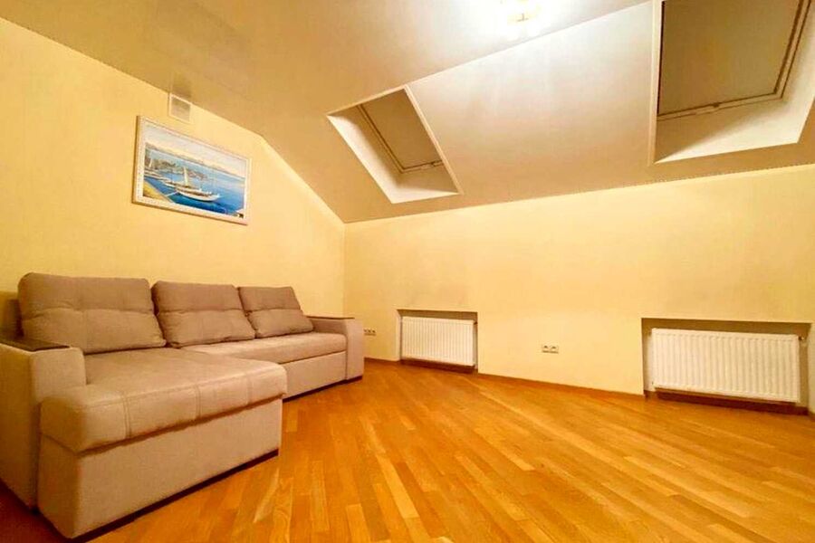 Продаж квартири Харків, Центр, 218м²