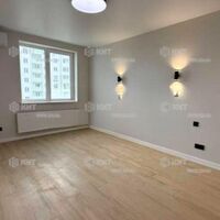 Продажа квартиры Харьков, ХТЗ, Рогань, 42м²