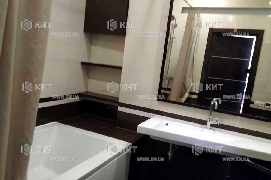 Продаж квартири Харків, Олексіївка, 105м²