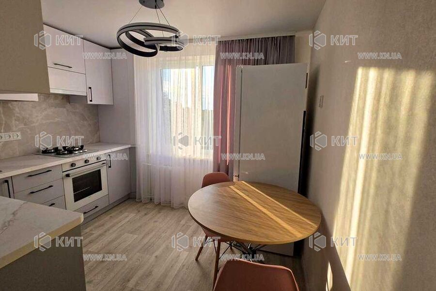 Продажа квартиры Харьков, ХТЗ, Рогань, 40м²