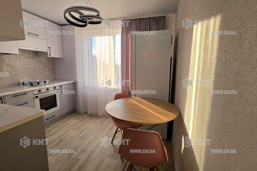 Продажа квартиры Харьков, ХТЗ, Рогань, 40м²