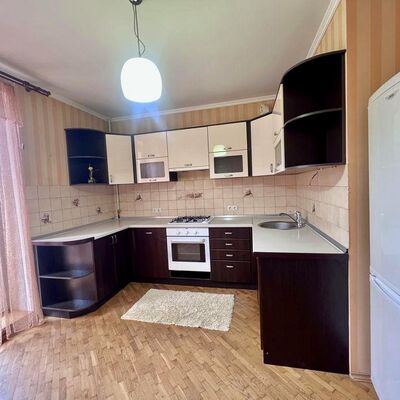 Продажа 	 Харків, МЖК Інтернаціоналіст Кричевського вул.   31