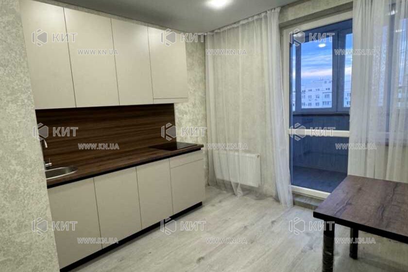 Продаж квартири Харків, ХТЗ, Рогань, 40м²