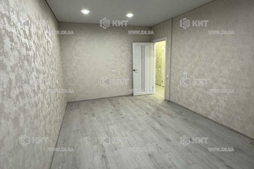 Продаж квартири Харків, ХТЗ, Рогань, 40м²