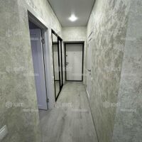 Продаж квартири Харків, ХТЗ, Рогань, 40м²