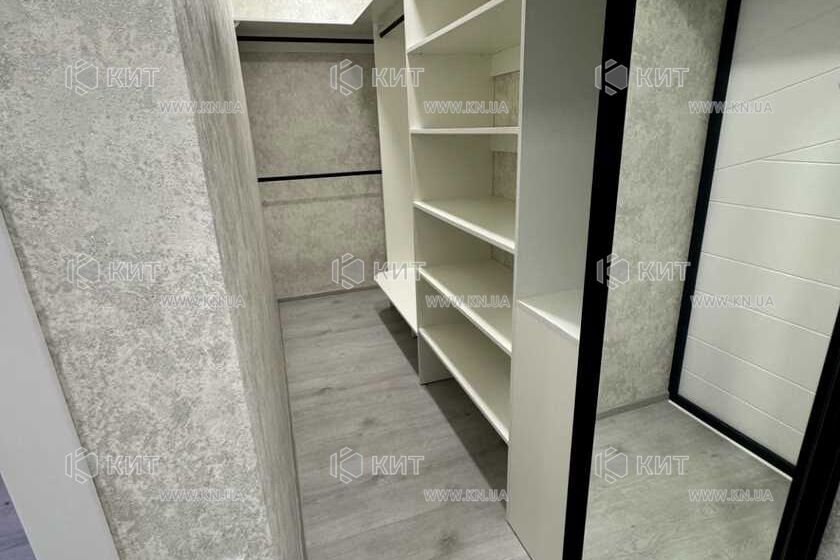 Продаж квартири Харків, ХТЗ, Рогань, 40м²