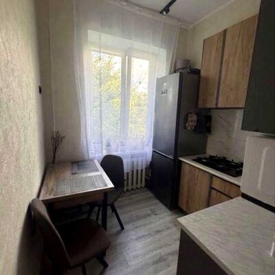 Продажа 	 Харьков,  Байрона (Героев Сталинграда) пр.   6/22