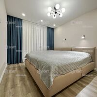 Продаж квартири Харків, ХТЗ, Рогань, 80м²