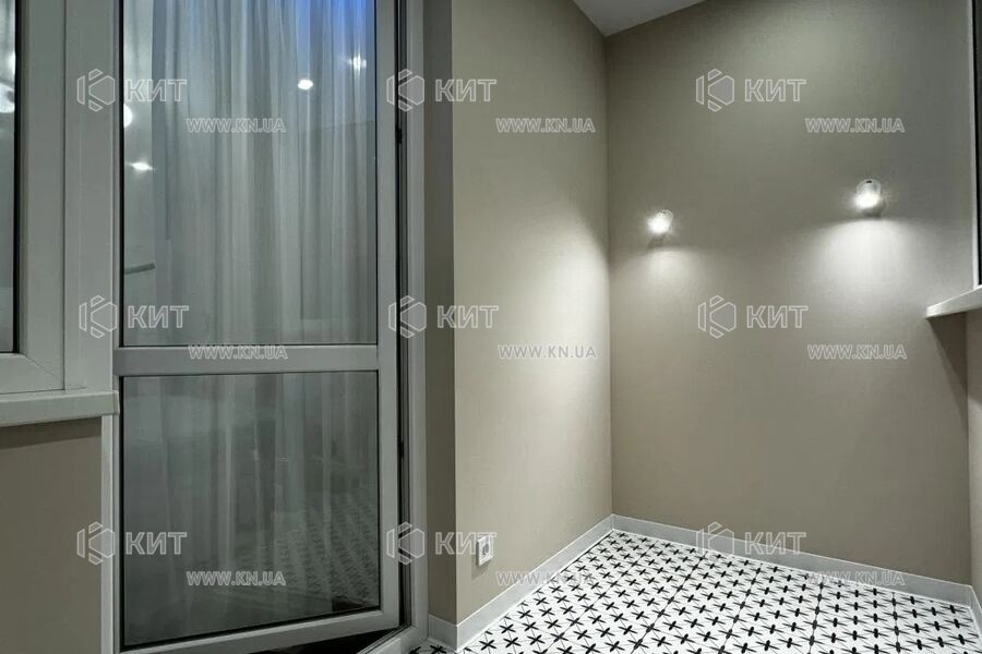 Продаж квартири Харків, ХТЗ, Рогань, 80м²