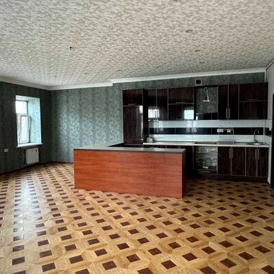 Продажа 	 Харків,  Героїв Харкова (Московський) пр.   32