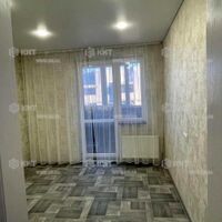 Продаж квартири Харків, ХТЗ, Рогань, 40м²