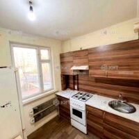 Продаж квартири Харків, ХТЗ, Рогань, 38м²