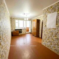 Продаж квартири Харків, ХТЗ, Рогань, 38м²
