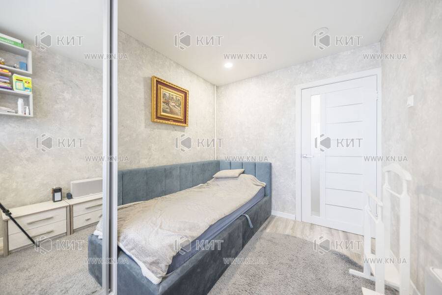 Продажа квартиры Харьков, Павлово Поле, 45м²