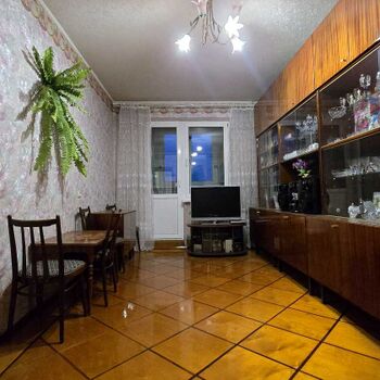 Продаж квартир - Харків,  Нескорених (Героїв Праці) вул.  12Г