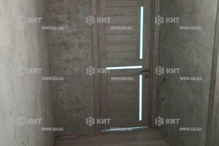 Продаж квартири Харків, ХТЗ, Рогань, 57м²