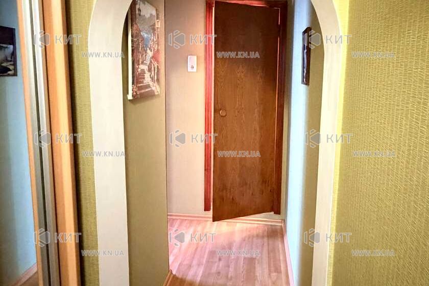 Продаж квартири Харків, ХТЗ, Рогань, 52м²