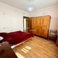 Продаж квартири Харків, ХТЗ, Рогань, 52м²