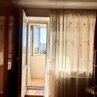 Продаж квартири Харків, ХТЗ, Рогань, 52м²