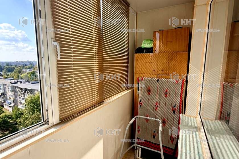 Продаж квартири Харків, ХТЗ, Рогань, 52м²