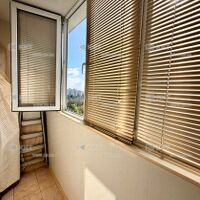 Продаж квартири Харків, ХТЗ, Рогань, 52м²