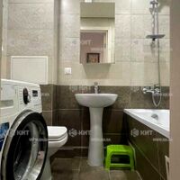 Продажа квартиры Харьков, ХТЗ, Рогань, 65м²